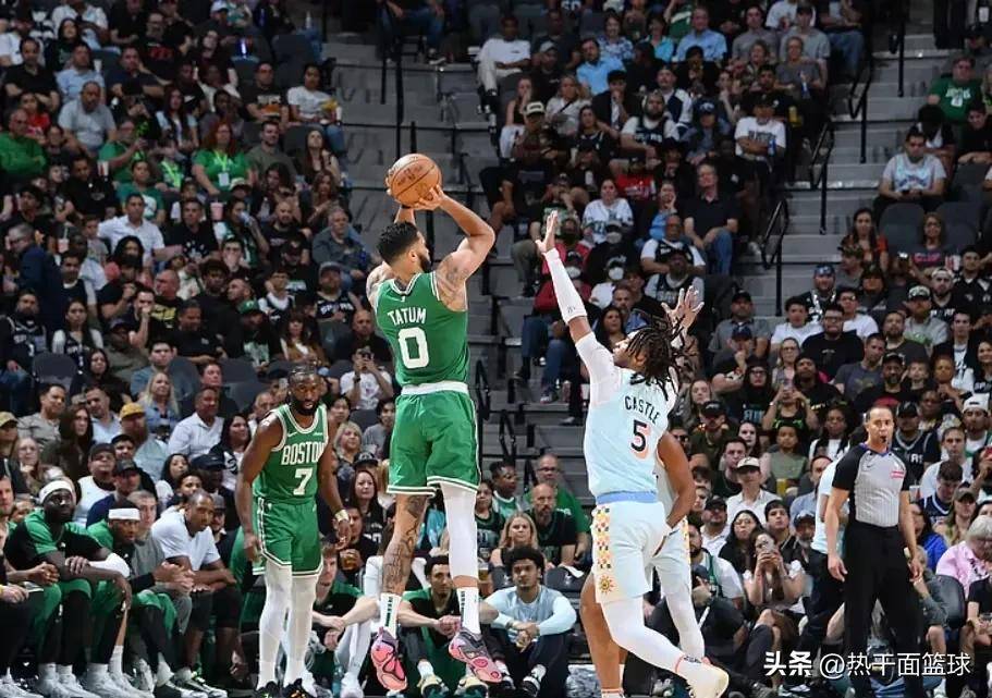 凯尔特人大胜马刺，塔图姆砍下+