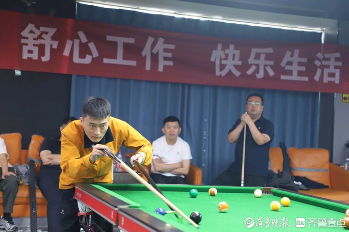 爱游戏官网-比赛中球员们展现了出色的拼搏精神和比赛智慧的简单介绍
