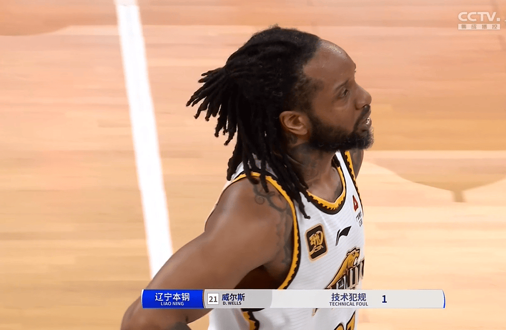 吉普斯夫客场挫败，落后比分追赶